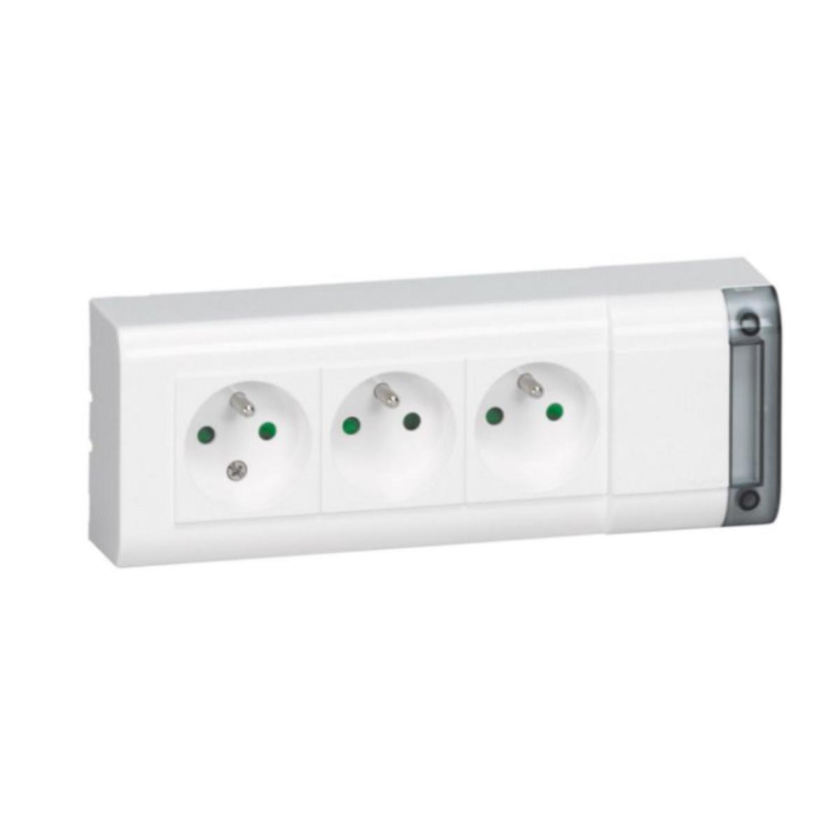 Multiprise 3x2P 208mm fixation murale ou mobile - Legrand