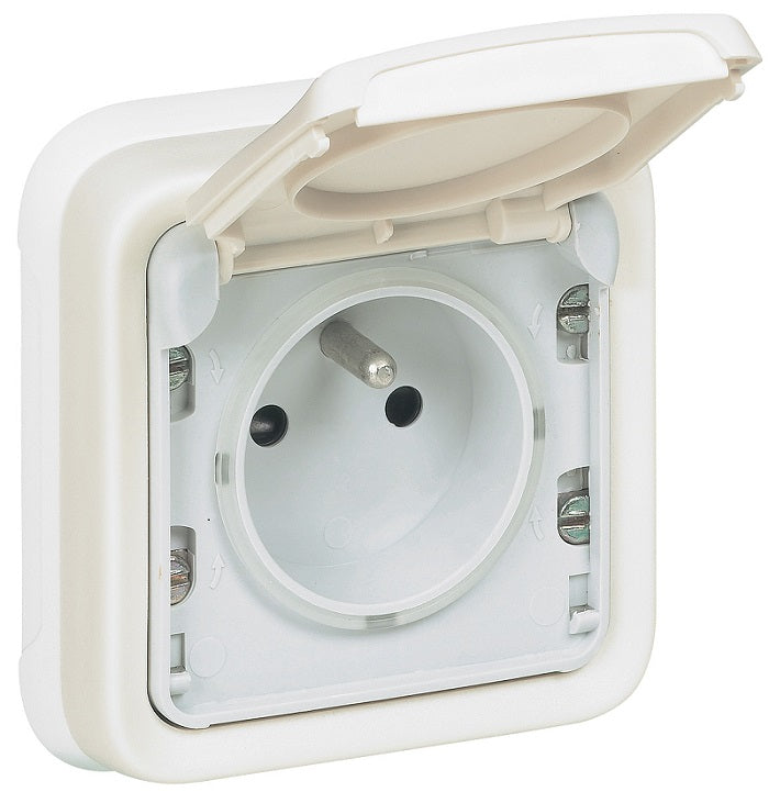 Prise étanche 2P+T 16A + clapet protection IP55 encastré - Plexo - Legrand