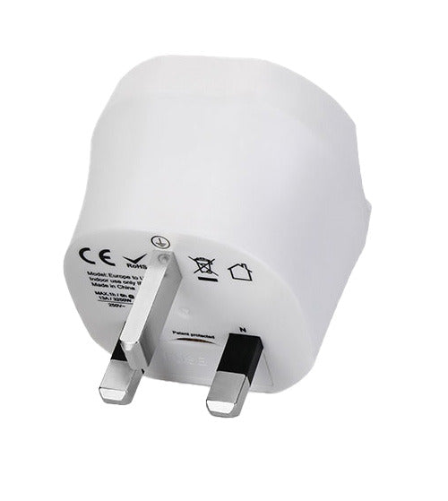 Adaptateur de voyage Europe vers Royaume-Uni 3250W - IP44 - Blanc - Dio