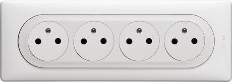 Quadruple prise affleurante 2P+T 16A + boîte encastrement Céliane - Legrand