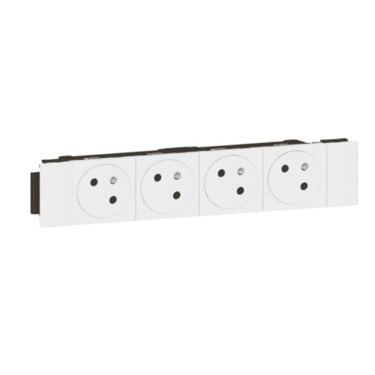 Prise 4x 2P+T 16A pour goulotte 8 modules - Mosaic - blanc - Legrand