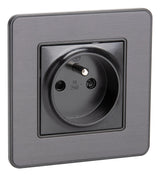 Prise 2P+T 16A simple complet - métal Noir brossé - Kouro - Zenitech