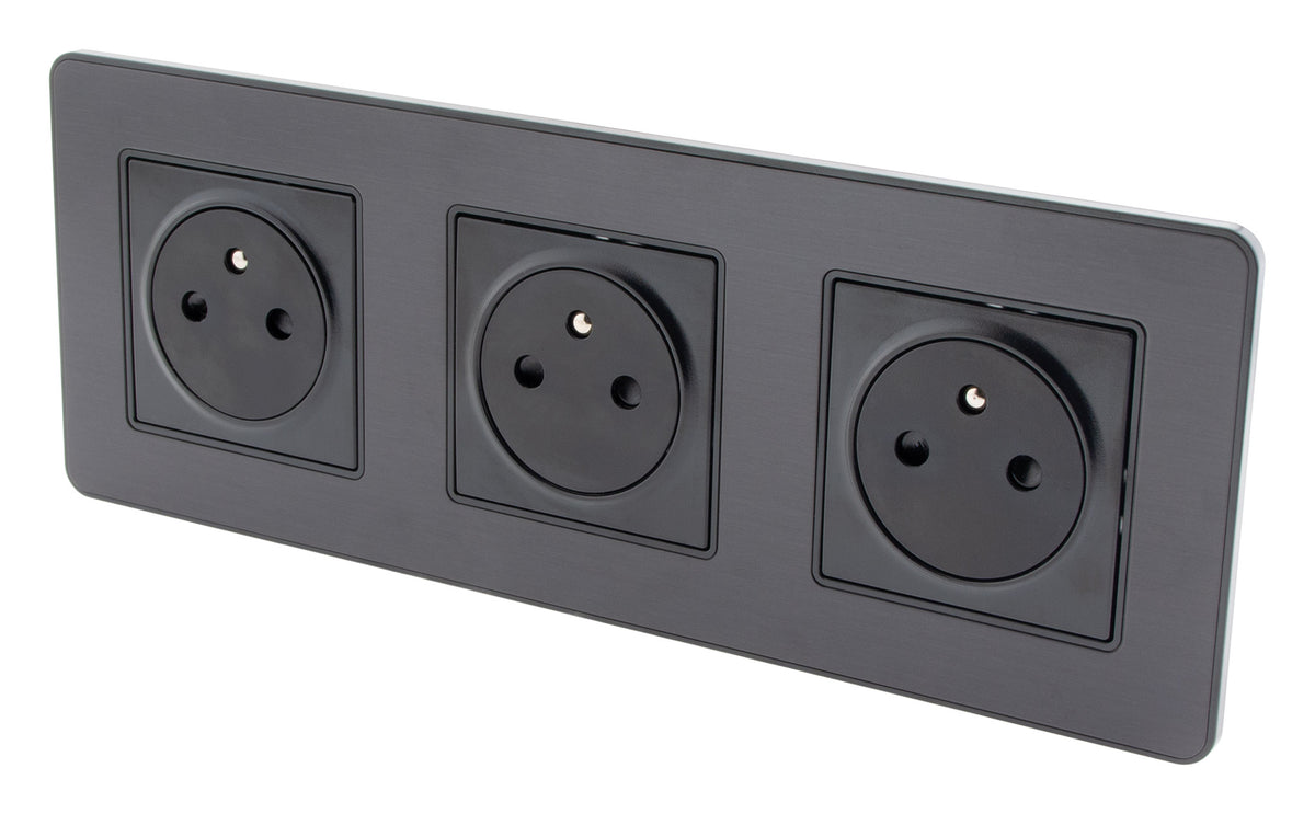Prise 16A 2P+T Easy Eject en métal noir brossé - Kouro - Zenitech