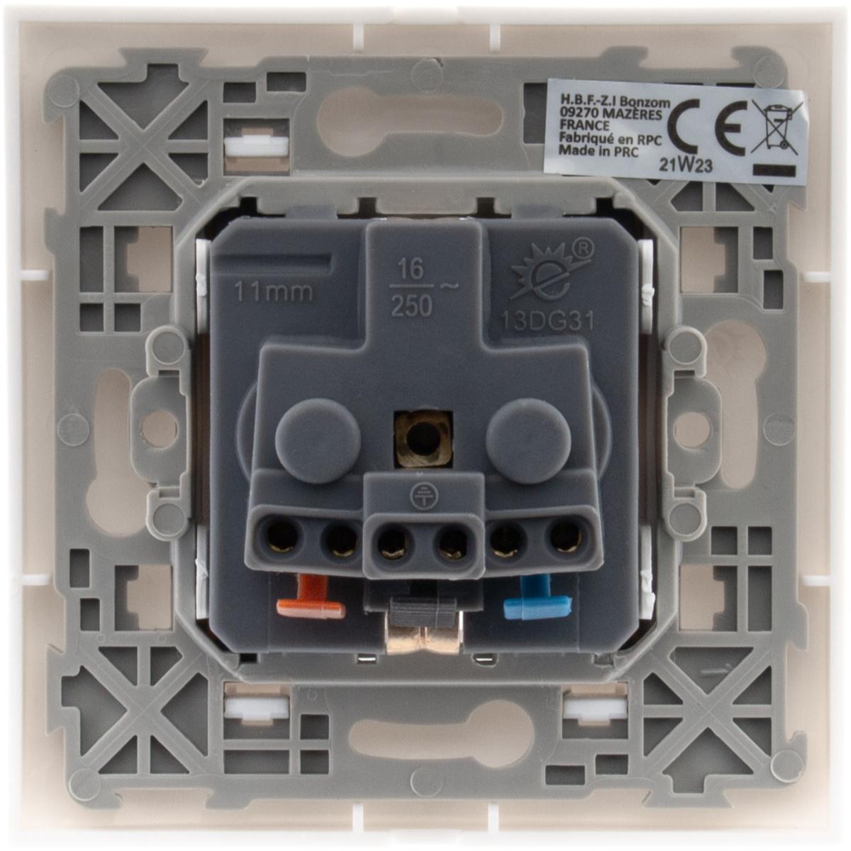 Prise encastrée Schuko + plaque de finition Kalya - Blanc - Zenitech