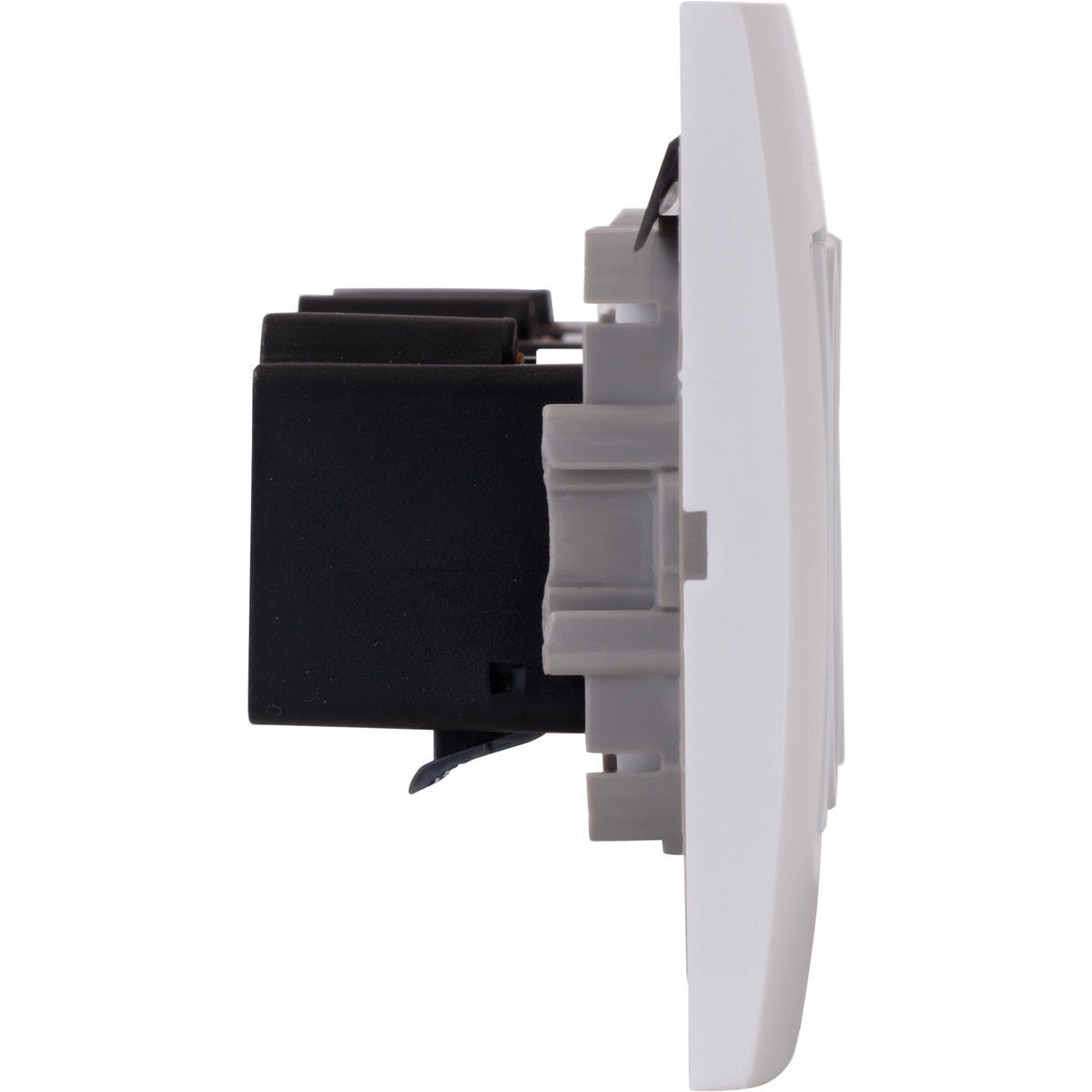 Triple prise encastrée + plaque de finition Kalya - Zenitech