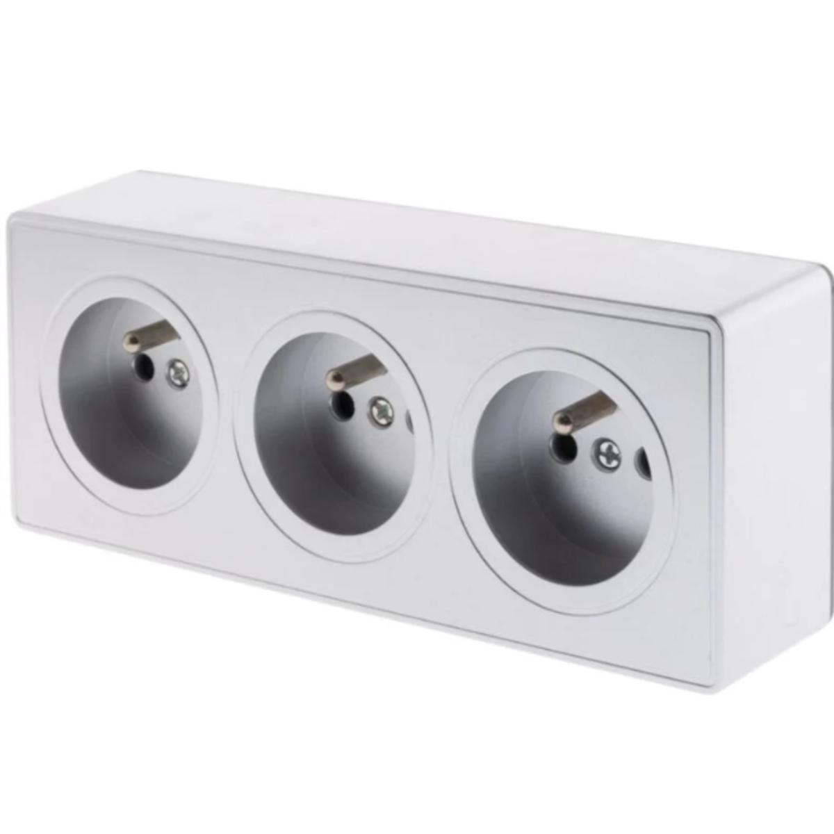 Triple prise câblée Schuko en saillie + plaque - Argent - Kalya - Zenitech