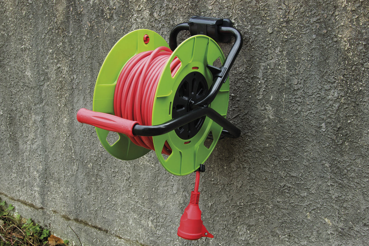 Support mural pour enrouleur de jardin entraxe 80mm - Noir - Zenitech
