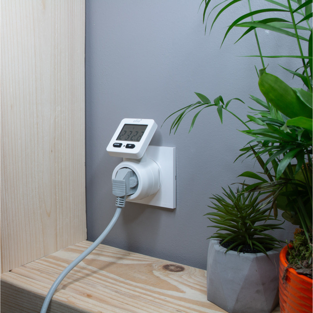 Contrôleur de consommation électrique 4 indicateurs - Blanc - Otio