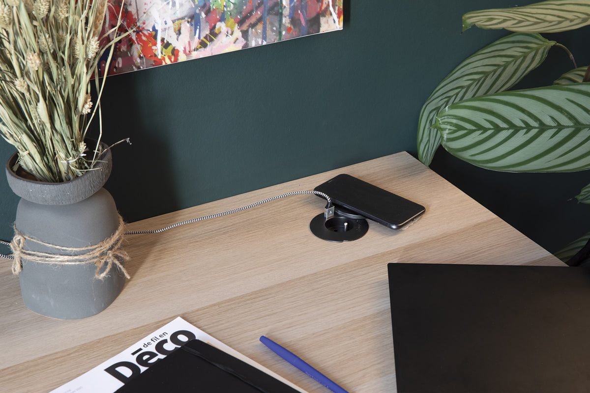 Prise encastrée + ports USB et chargeur induction QI - Otio