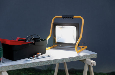 Projecteur LED 50W Chantier IP65 - Jaune - Zenitech