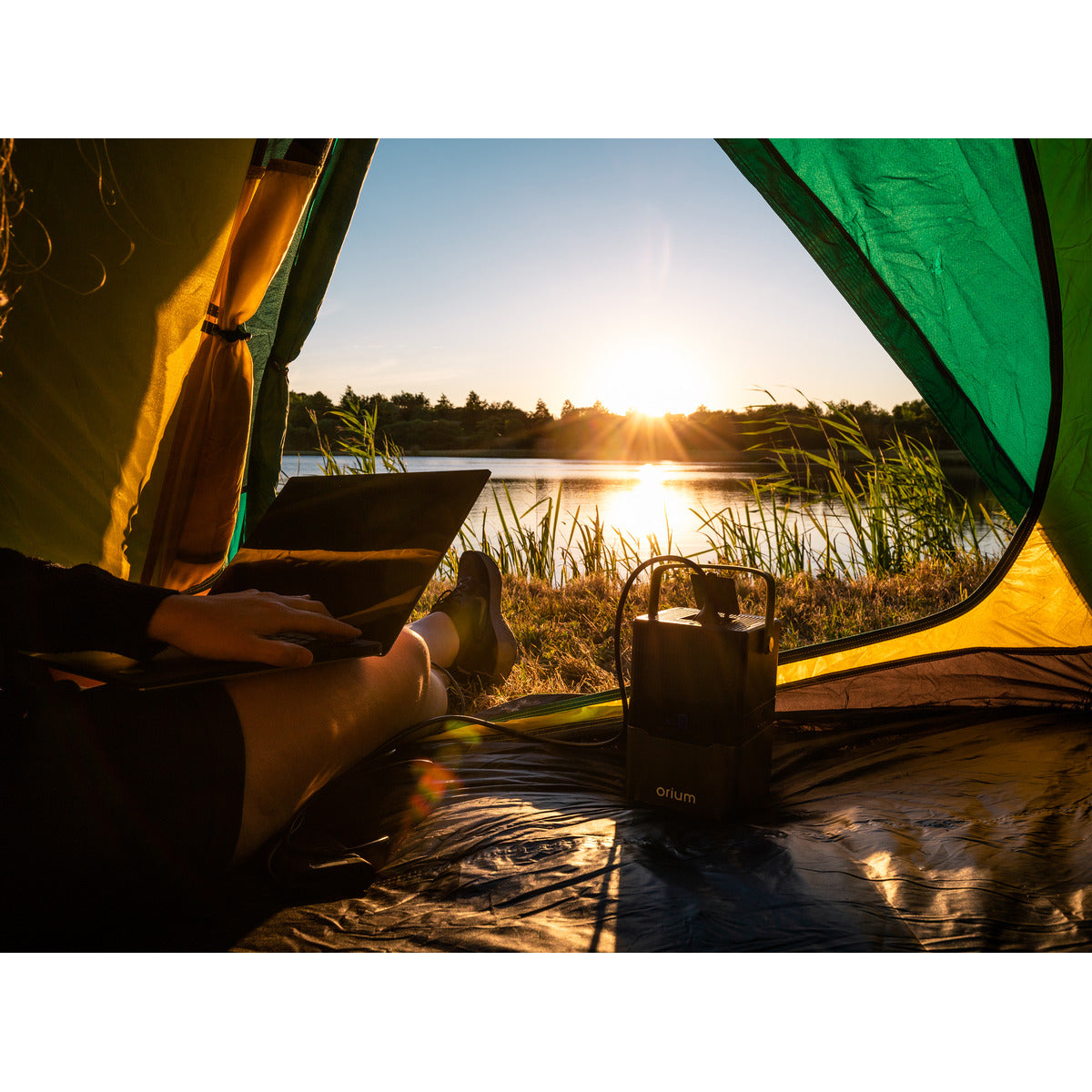 Pack générateur solaire Izywatt 250 + panneau solaire 40W - Orium