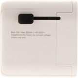 Adaptateur universel de voyage 150 pays 2xUSB + fusibles de protection - Watt and Co