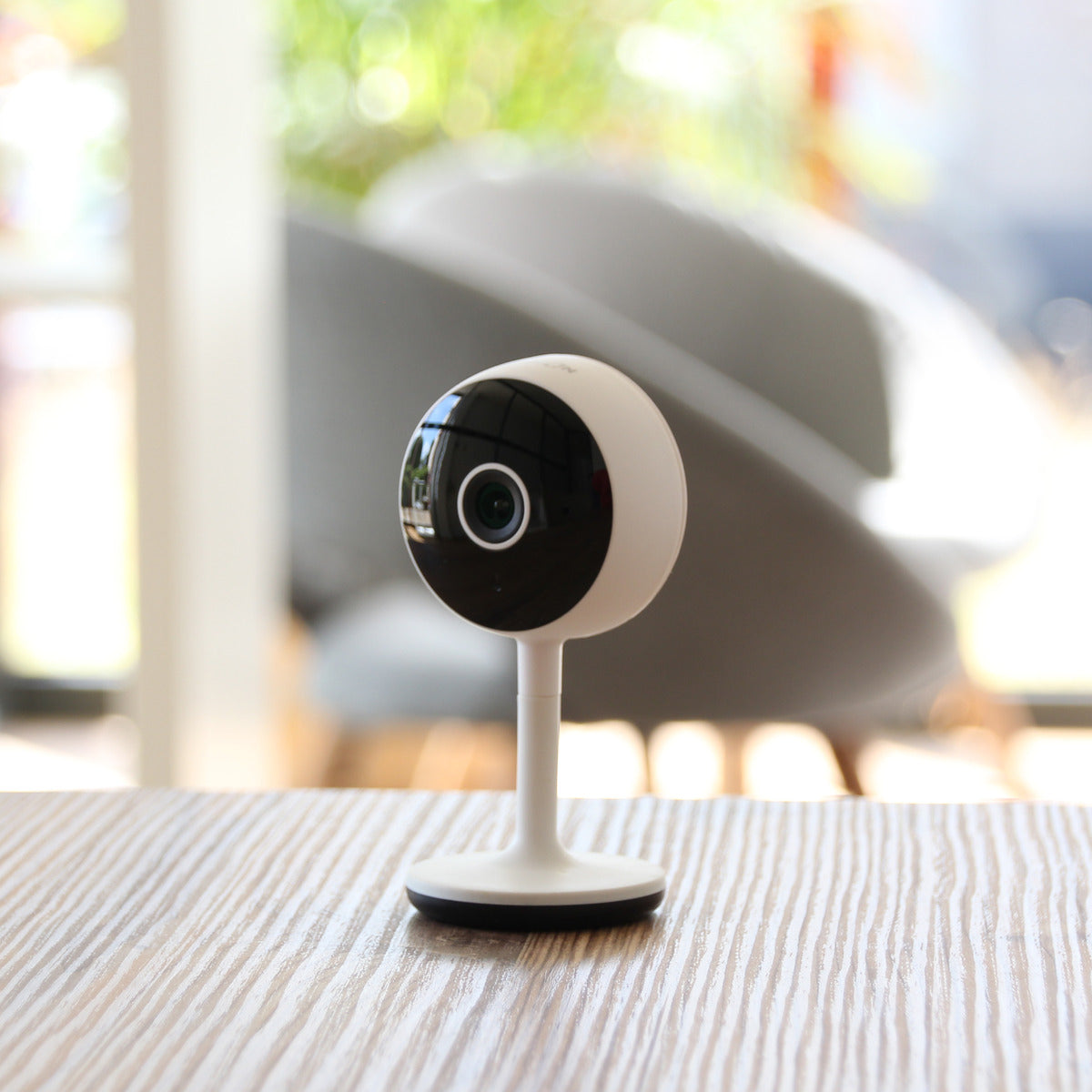 Caméra de surveillance intérieure Wi-Fi 1080p - micro SD 128Go - Noir et Blanc - Chacon