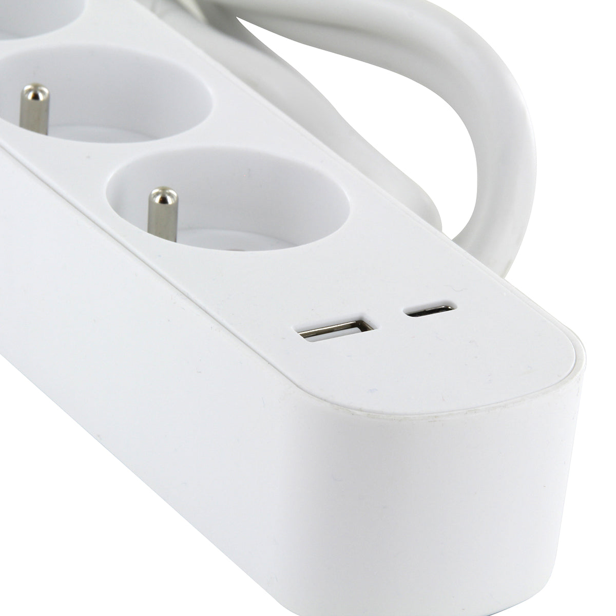 Bloc multiprise 5x16A USB-A+USB-C - câble 1,5m - Chacon