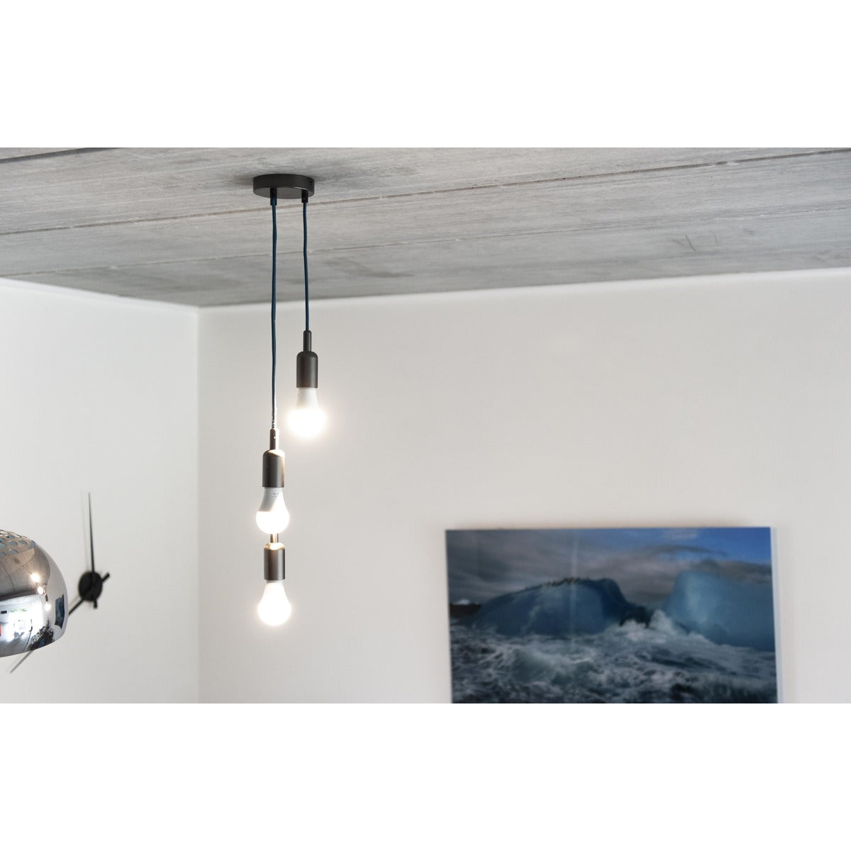 Set de 2 ampoules LED connectées + télécommande - E27 / 60W - DiO